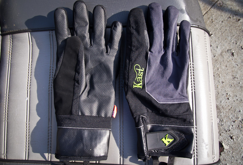 Kast Steelhead Glove Review | Warm, Waterproof Fishing Gloves